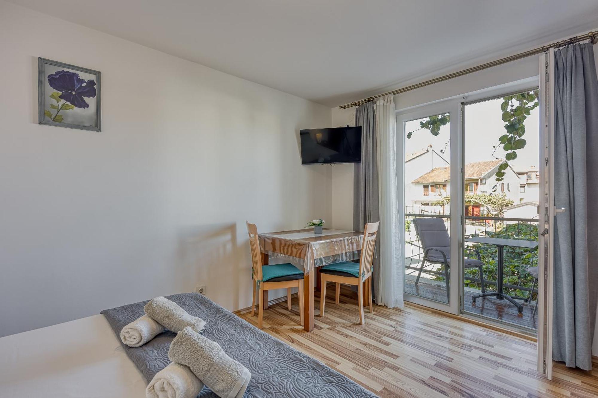 Apartments Orbanic 로비니 외부 사진