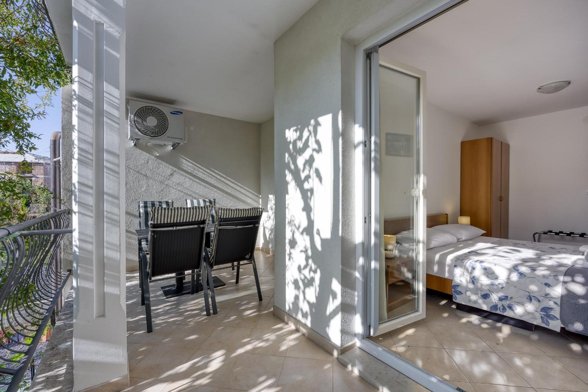 Apartments Orbanic 로비니 외부 사진